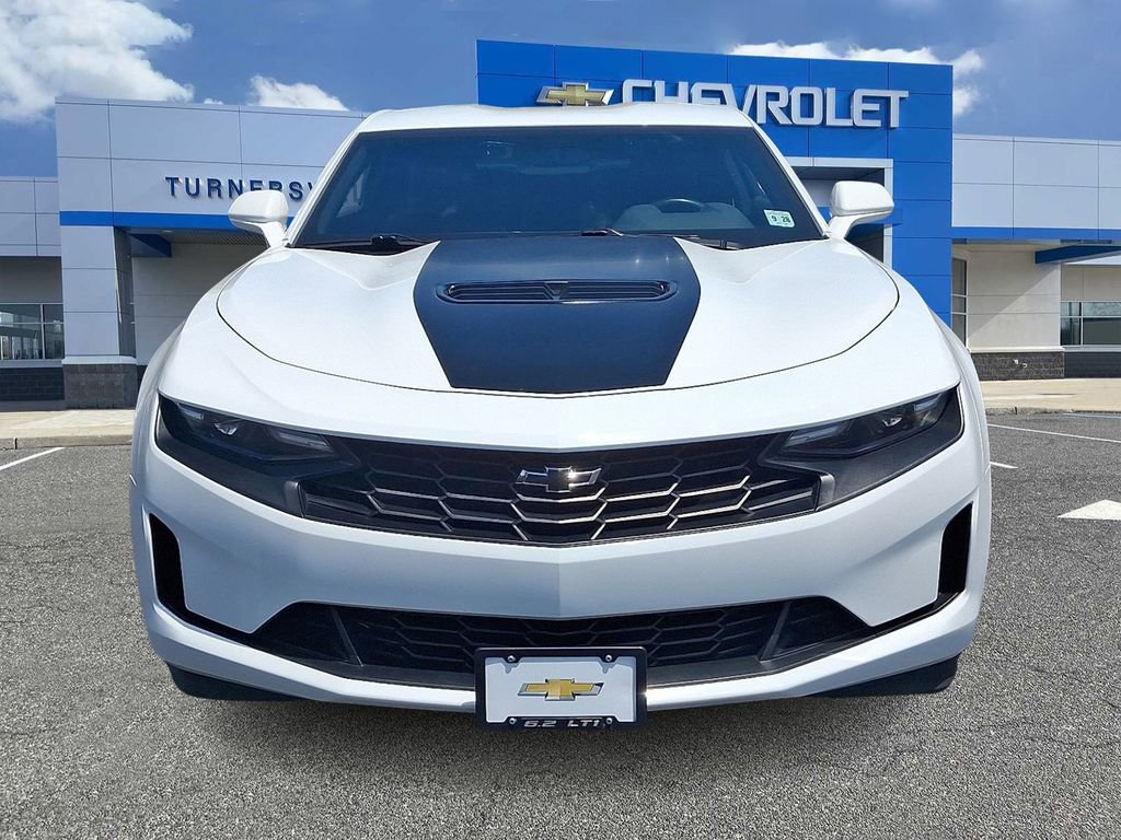 Certified 2023 Chevrolet Camaro LT w/ Technology Package RWD image 2