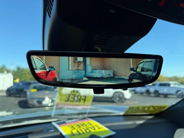 New 2026 GMC Acadia AT4 w/ LPO, Floor Liner Package image 37