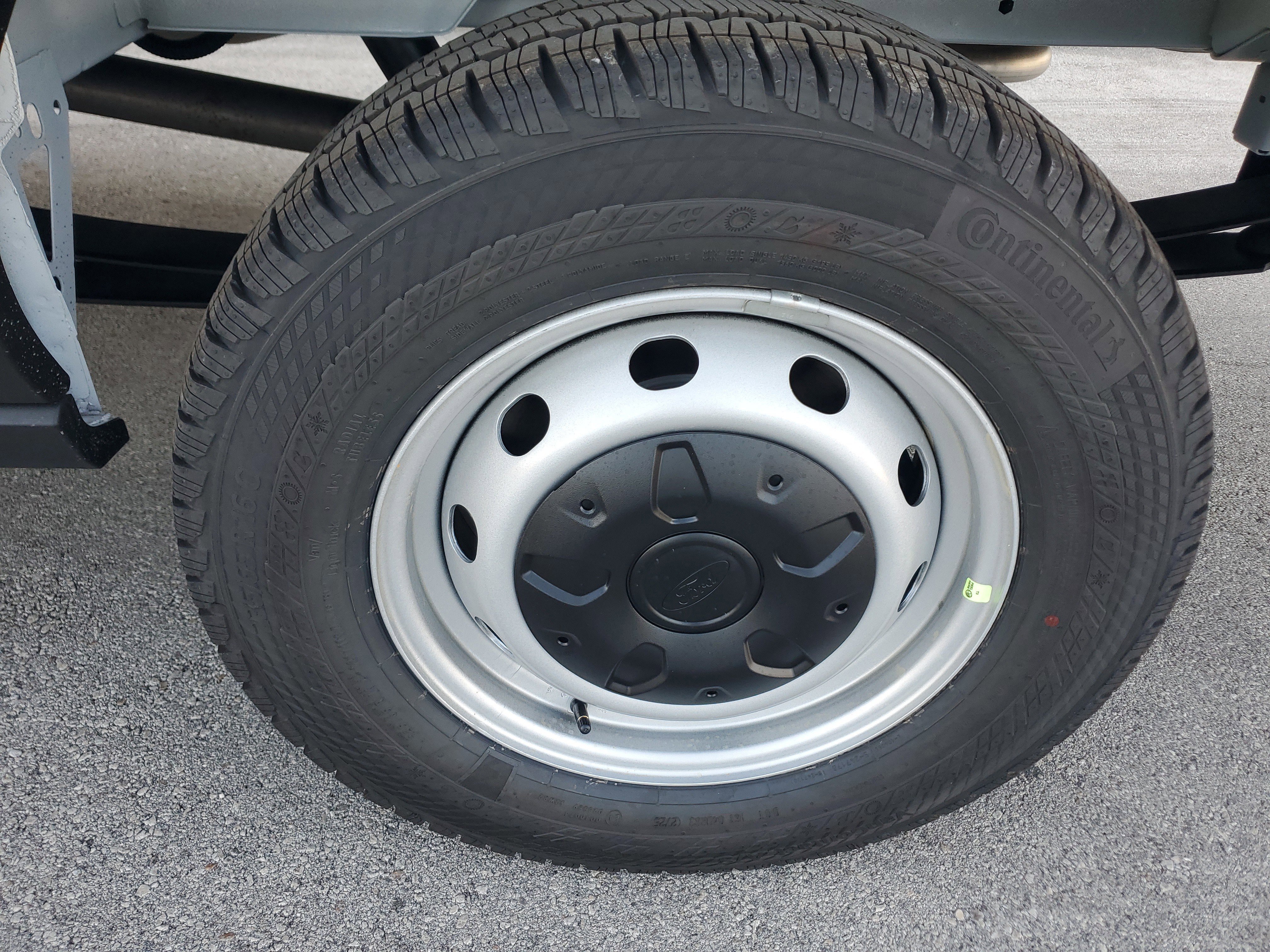 New 2026 Ford Transit 250 Low Roof w/ Load Area Protection Package image 7