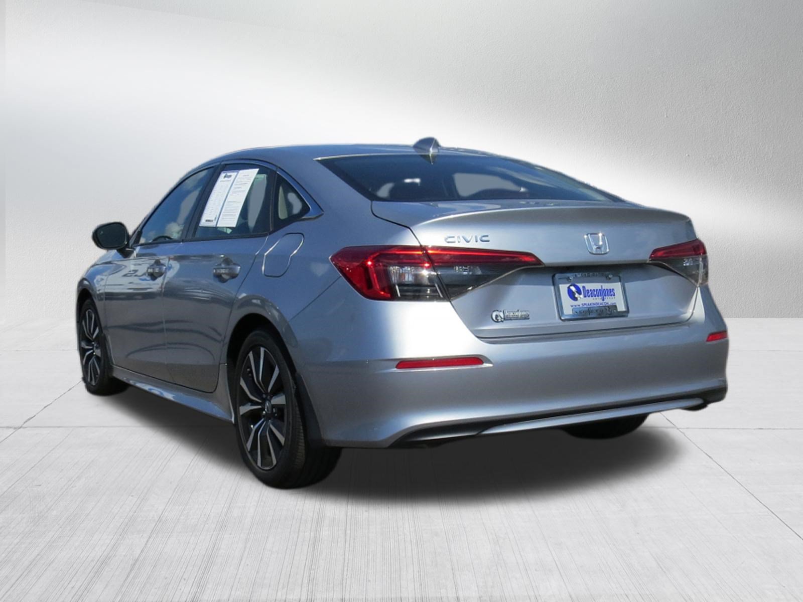 Used 2022 Honda Civic EX image 5