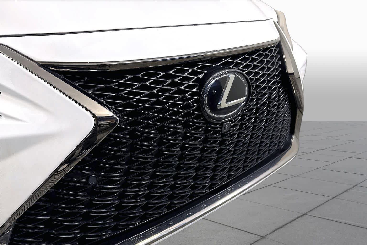 Used 2023 Lexus ES 350 F Sport w/ Accessory Package (Z2) FWD image 29