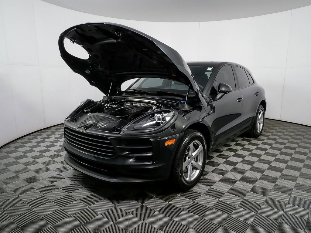Certified 2020 Porsche Macan image 34