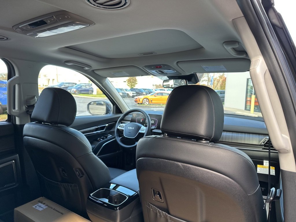 New 2025 Kia Telluride EX image 17