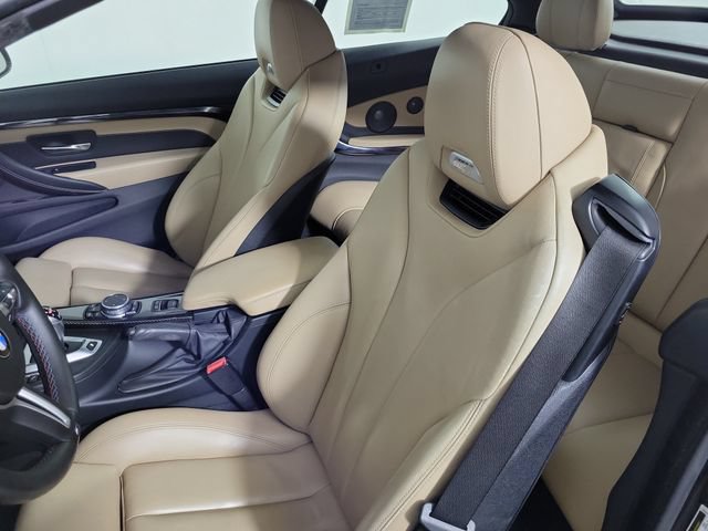 Used 2017 BMW M4 Convertible RWD image 24