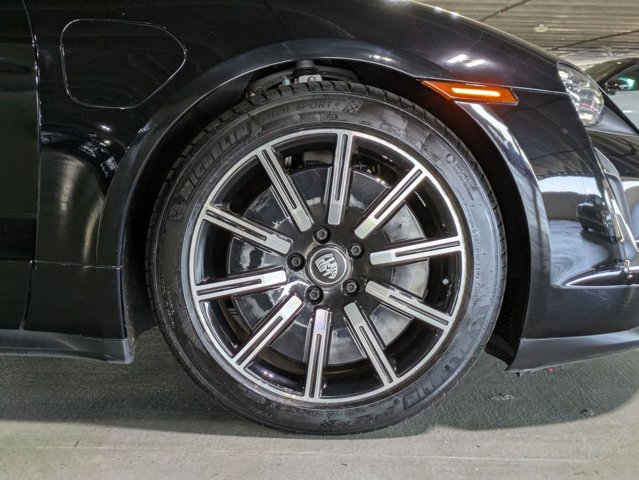 Used 2022 Porsche Taycan image 24