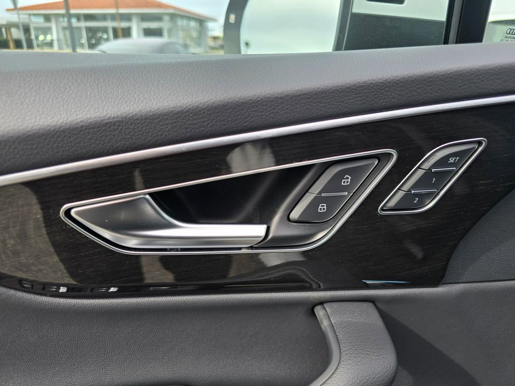 New 2026 Audi Q7 2.0T Premium image 23