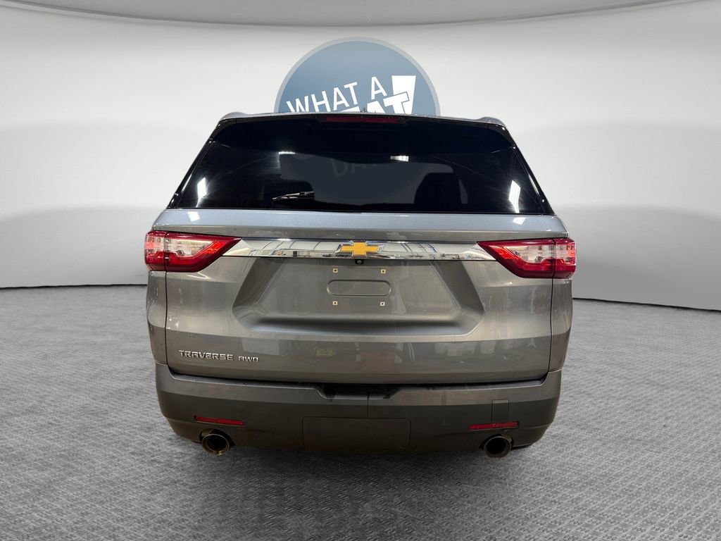 Used 2021 Chevrolet Traverse LS AWD/4WD image 5