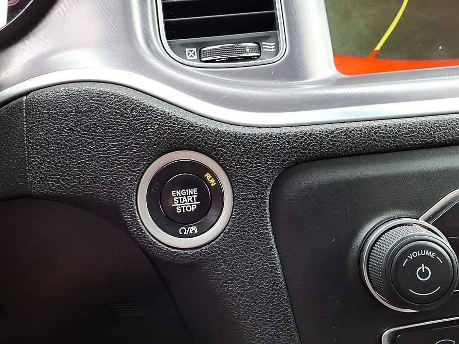 Used 2019 Dodge Charger R/T RWD image 33