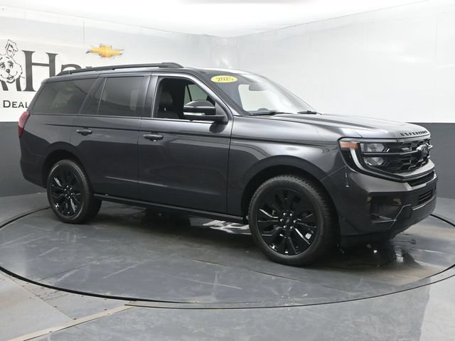 Used 2025 Ford Expedition Platinum w/ Stealth Appearance Package AWD/4WD image 6