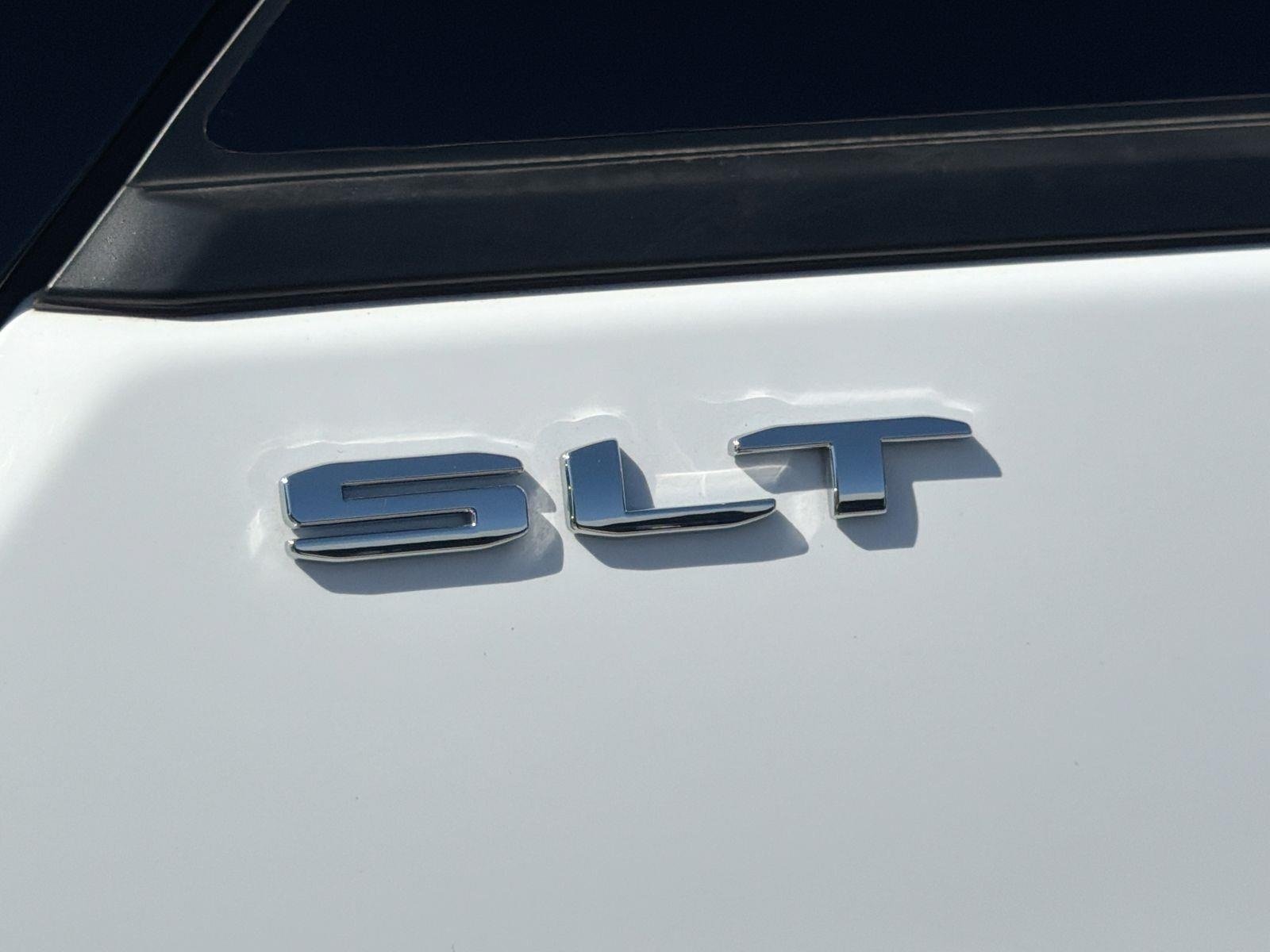 Used 2022 GMC Terrain SLT AWD/4WD image 31