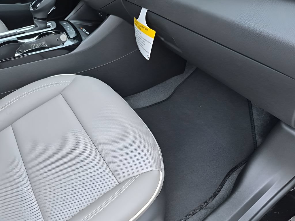 New 2026 Buick Envista Sport Touring FWD image 41
