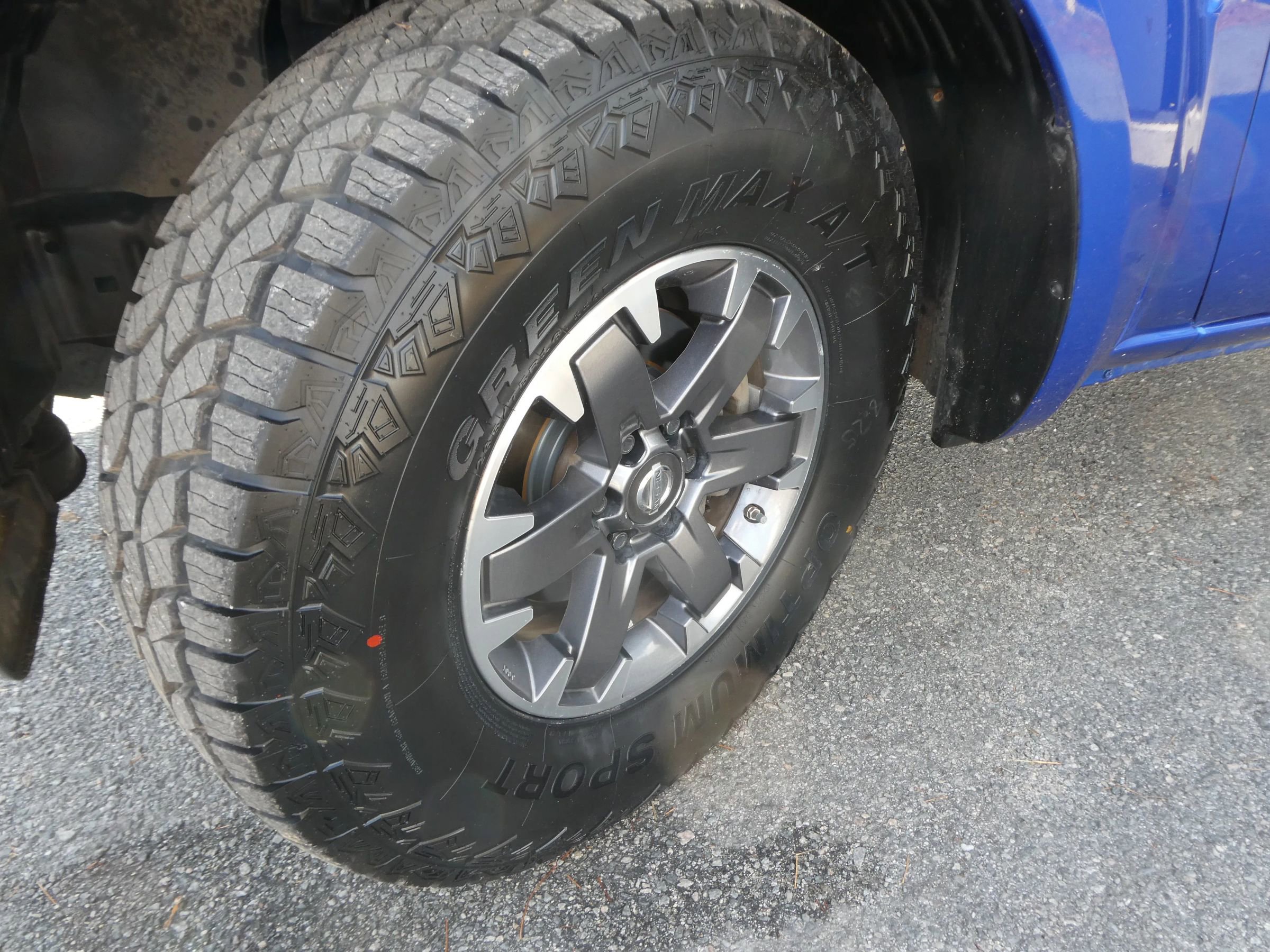 Used 2014 Nissan Frontier Desert Runner image 26