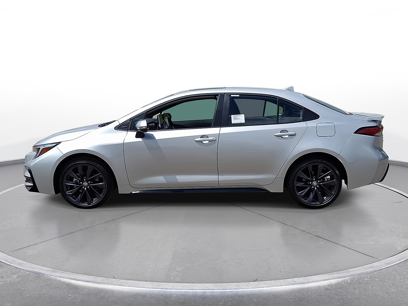 New 2026 Toyota Corolla XSE FWD image 5