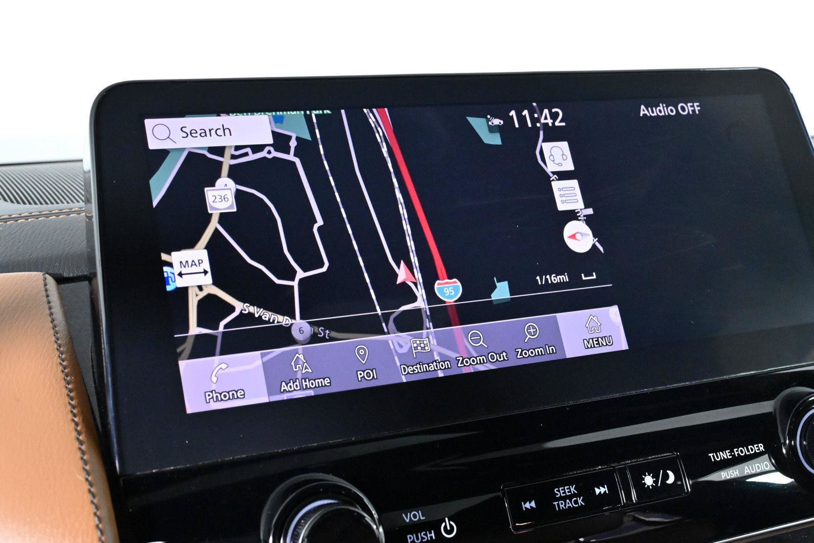 Used 2022 INFINITI QX80 Sensory w/ All-Season Package AWD/4WD image 15