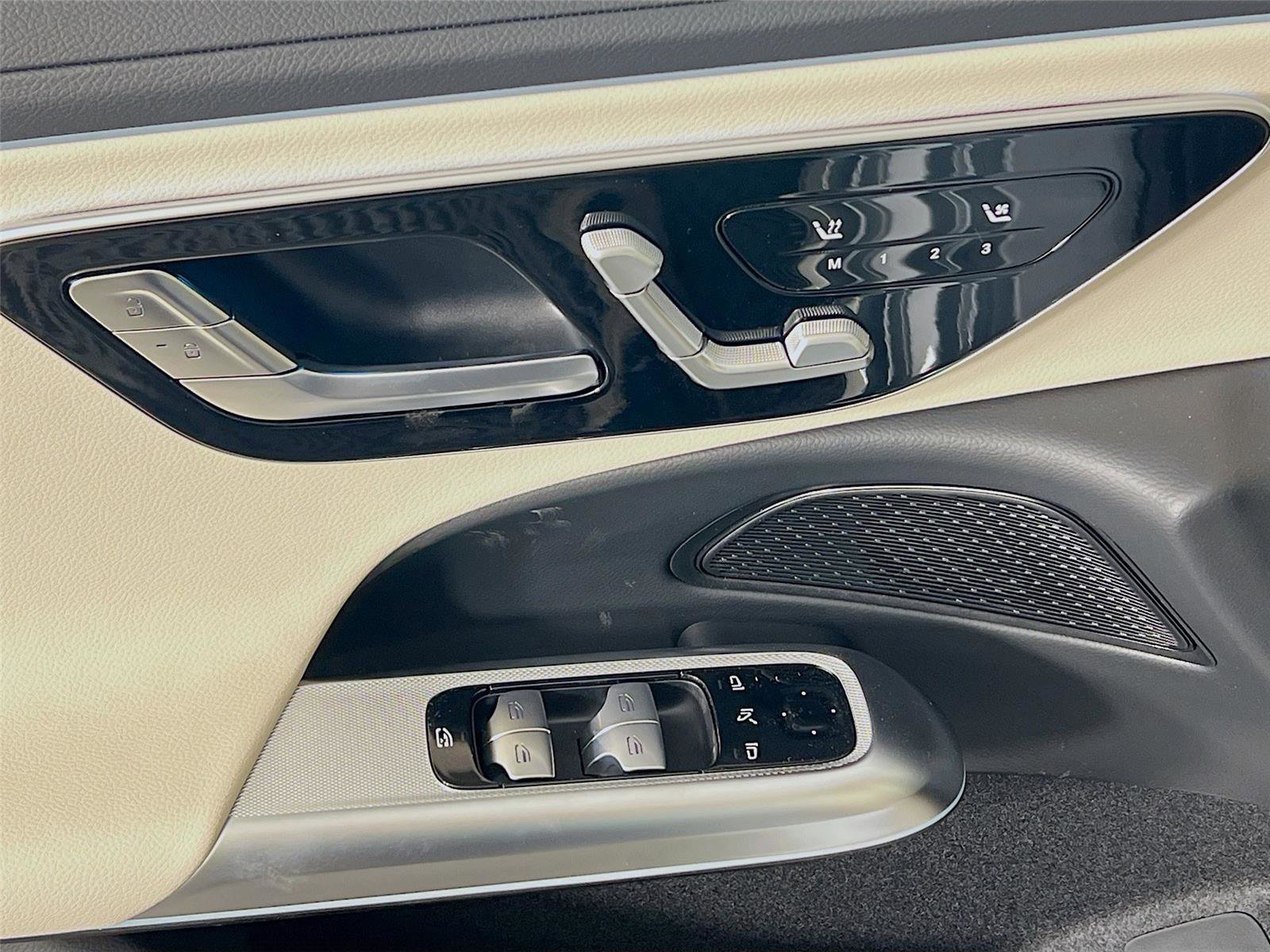 New 2026 Mercedes-Benz E 450 4MATIC Sedan image 18