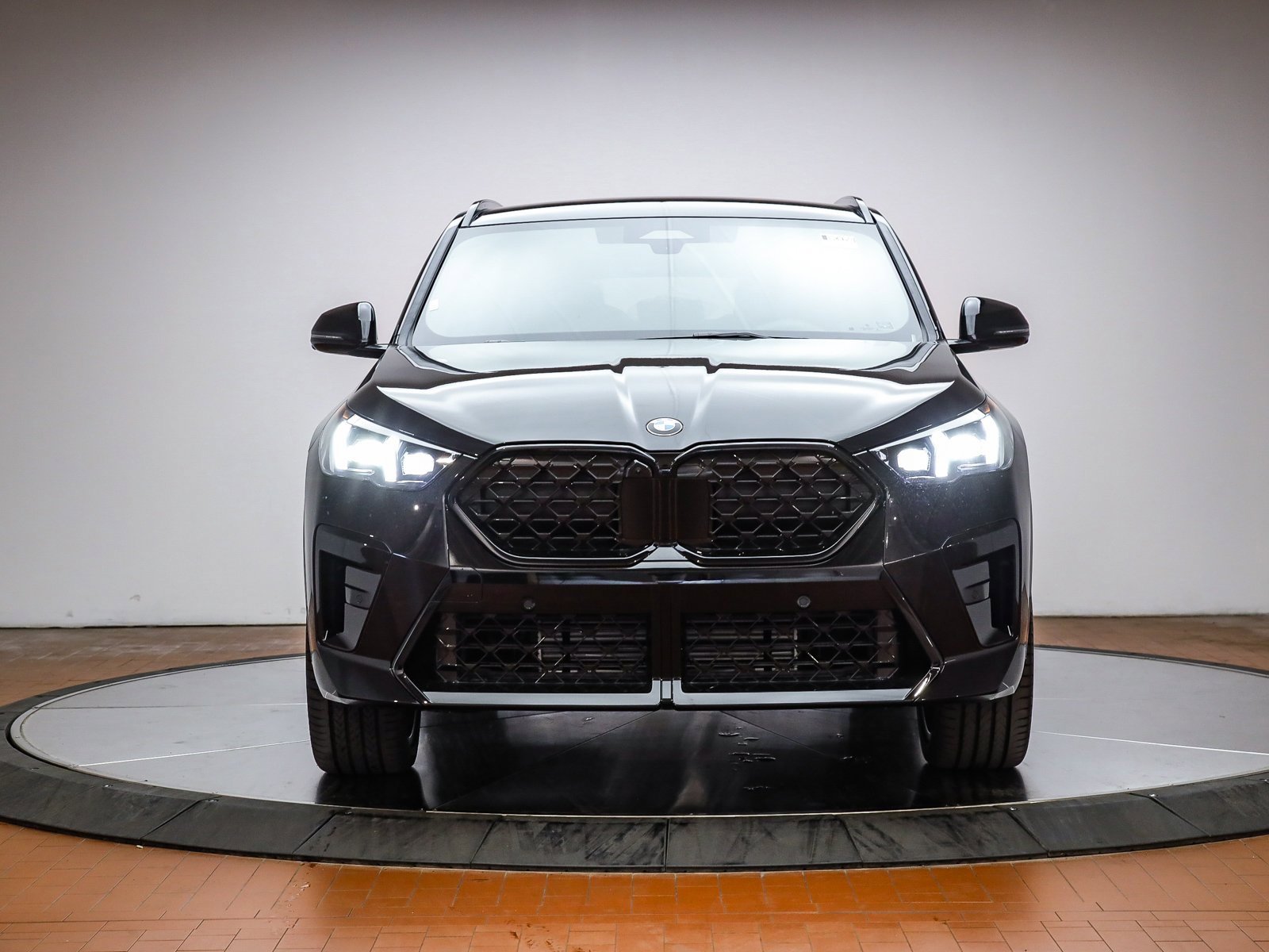 New 2026 BMW X2 xDrive28i w/ Technology Package image 2
