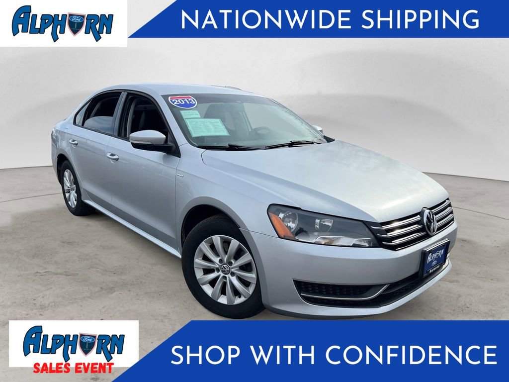 Used 2013 Volkswagen Passat 2.5 S image 1