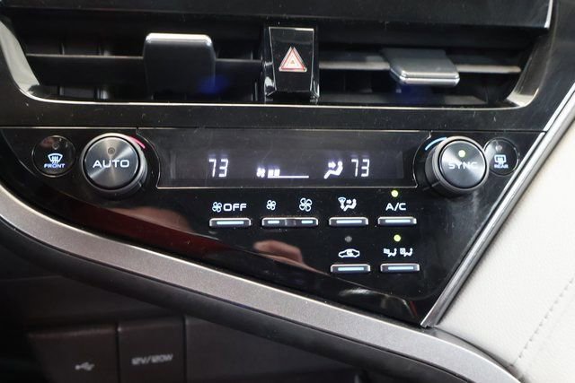 Used 2021 Toyota Camry LE image 21