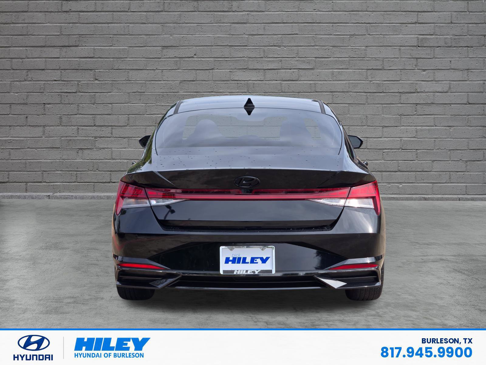 Used 2023 Hyundai Elantra Limited FWD image 5