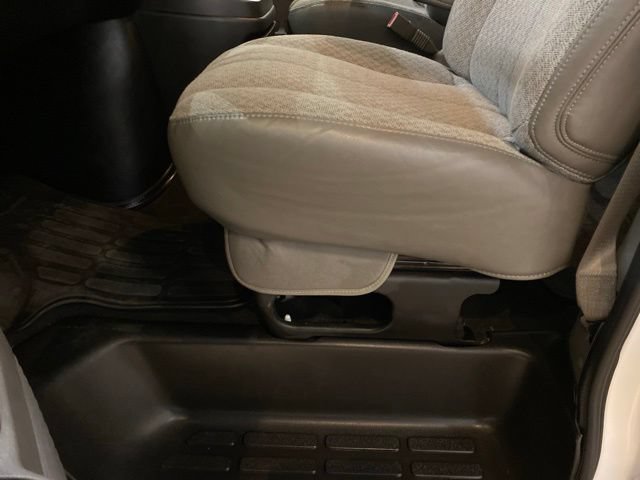 Used 2025 Chevrolet Express 3500 LT w/ LT Preferred Equipment Group RWD image 53