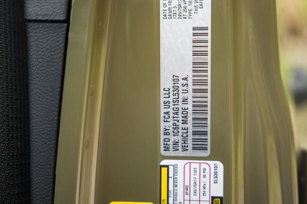 New 2025 Jeep Gladiator Sport AWD/4WD image 40