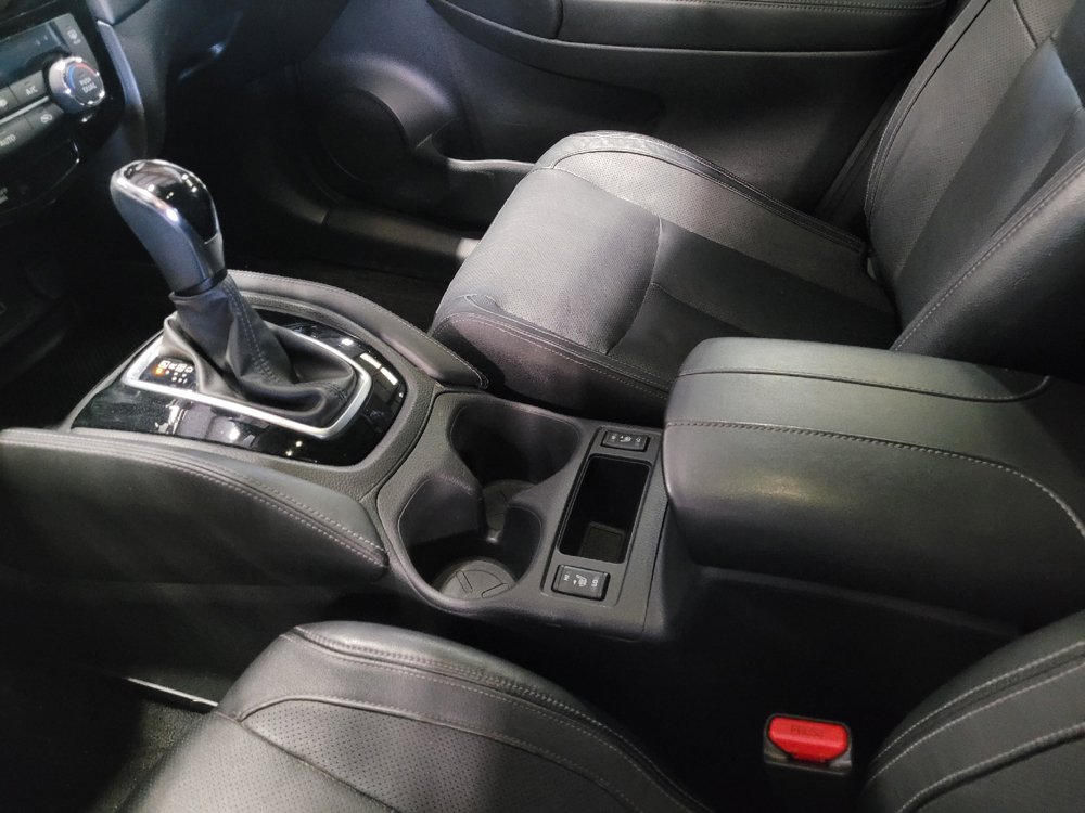 Used 2018 Nissan Rogue SL FWD image 26