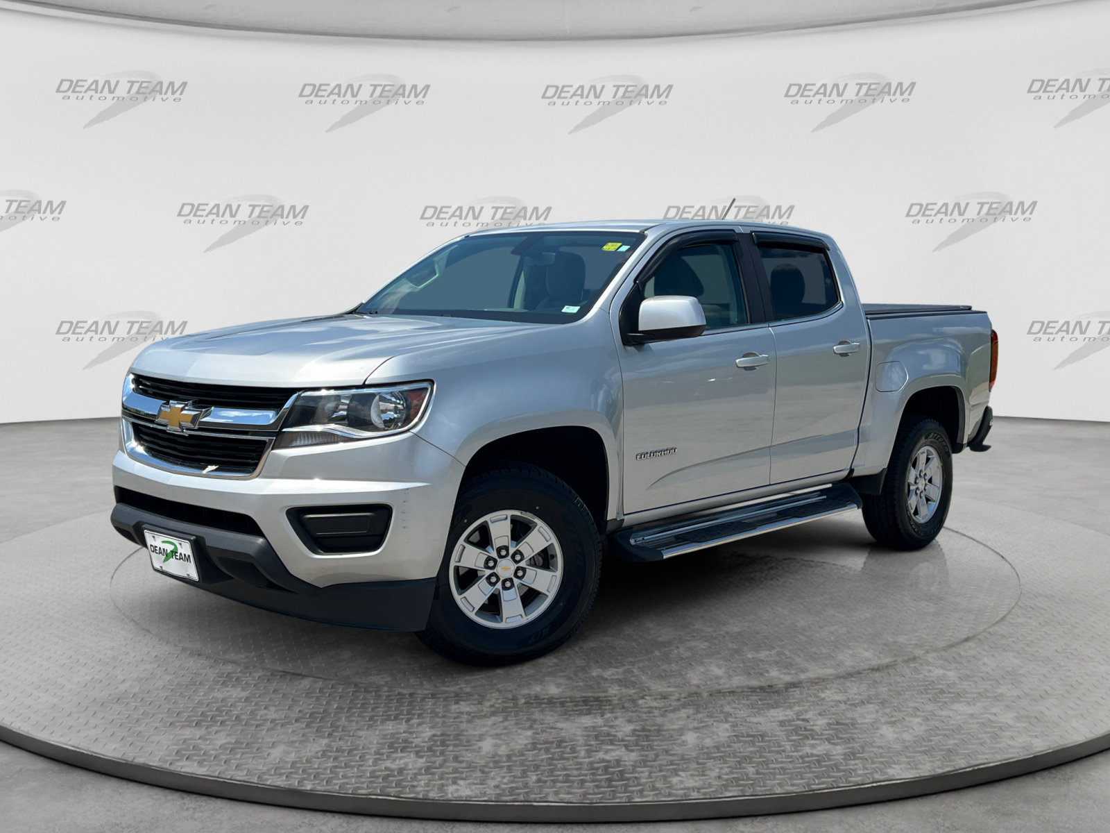Used 2017 Chevrolet Colorado W/T w/ WT Convenience Package RWD image 3