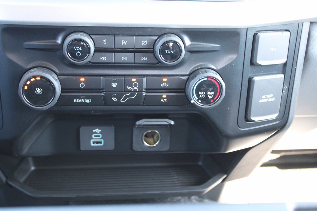 Used 2024 Ford F350 XL w/ XL Chrome Package image 27