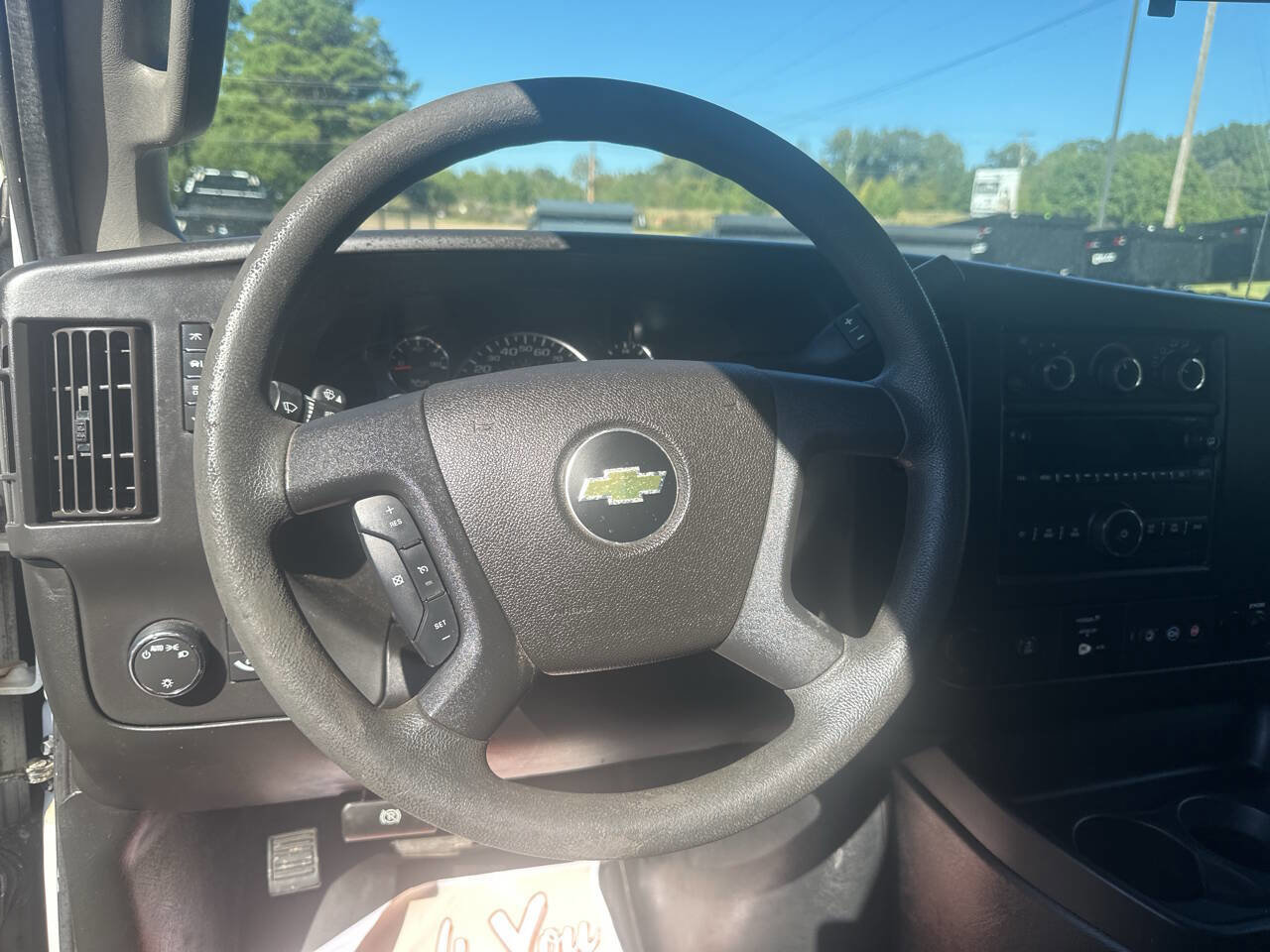 Used 2018 Chevrolet Express 2500 w/ Driver Convenience Package image 13