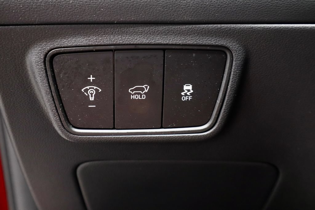 Certified 2024 Hyundai Tucson Limited FWD image 31