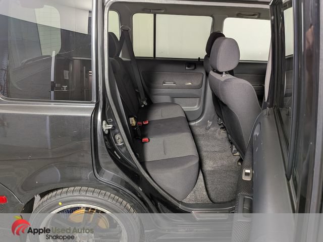 Used 2005 Scion xB FWD image 29