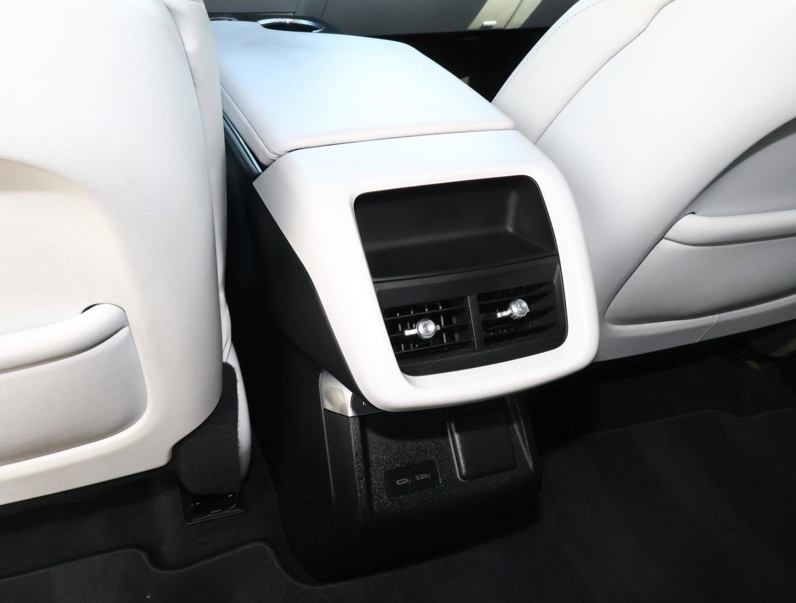 Certified 2023 Cadillac Lyriq 2WD image 17