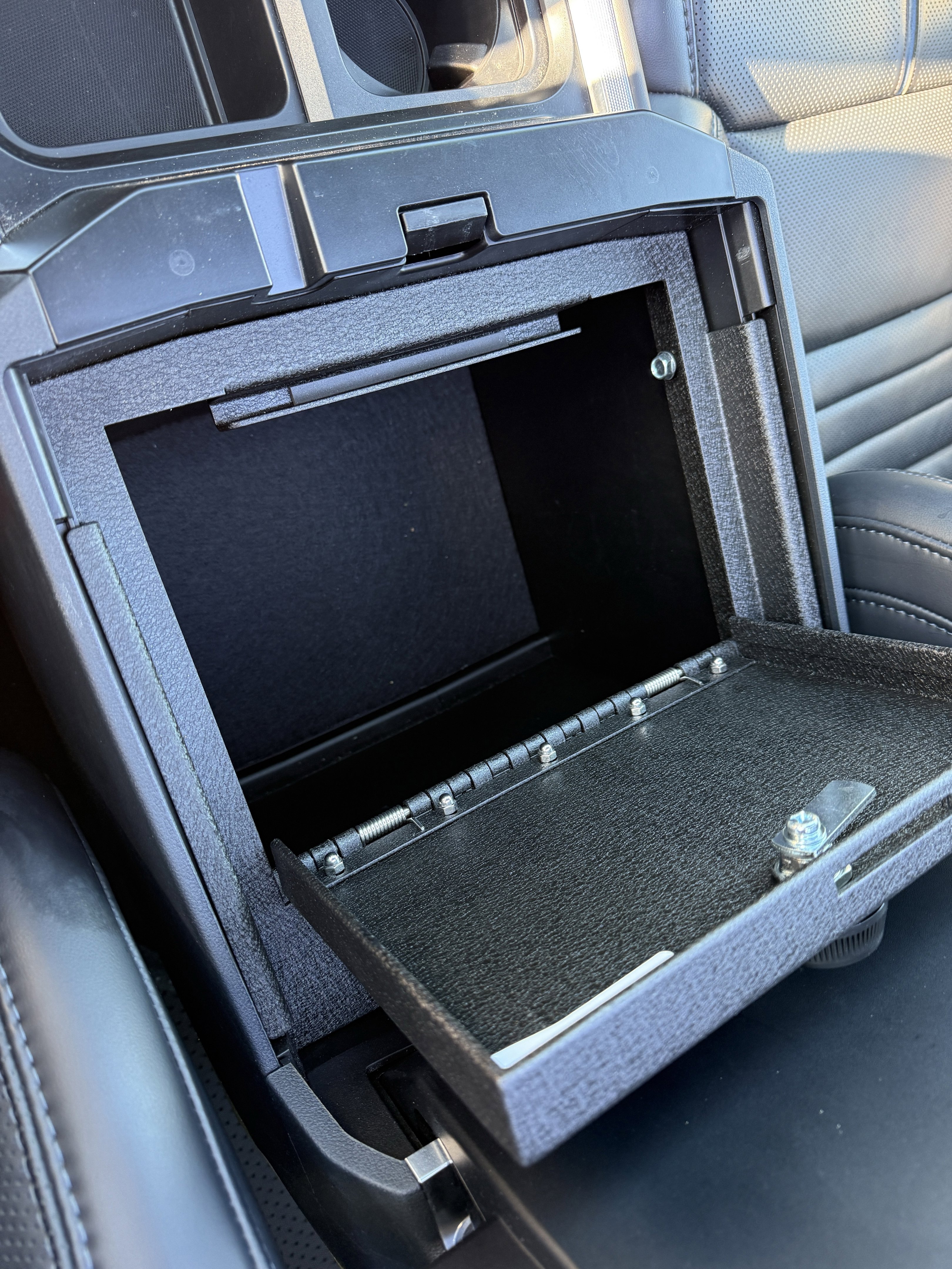 Used 2025 Ford F450 Platinum image 26