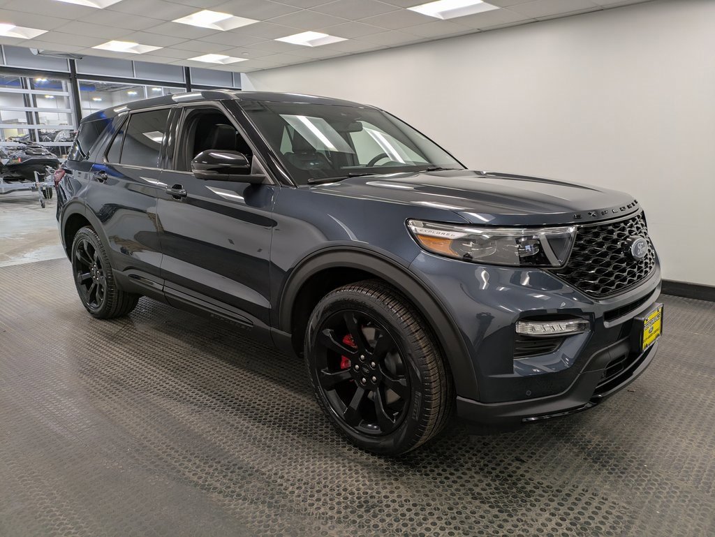 Certified 2022 Ford Explorer ST w/ Equipment Group 401A image 3