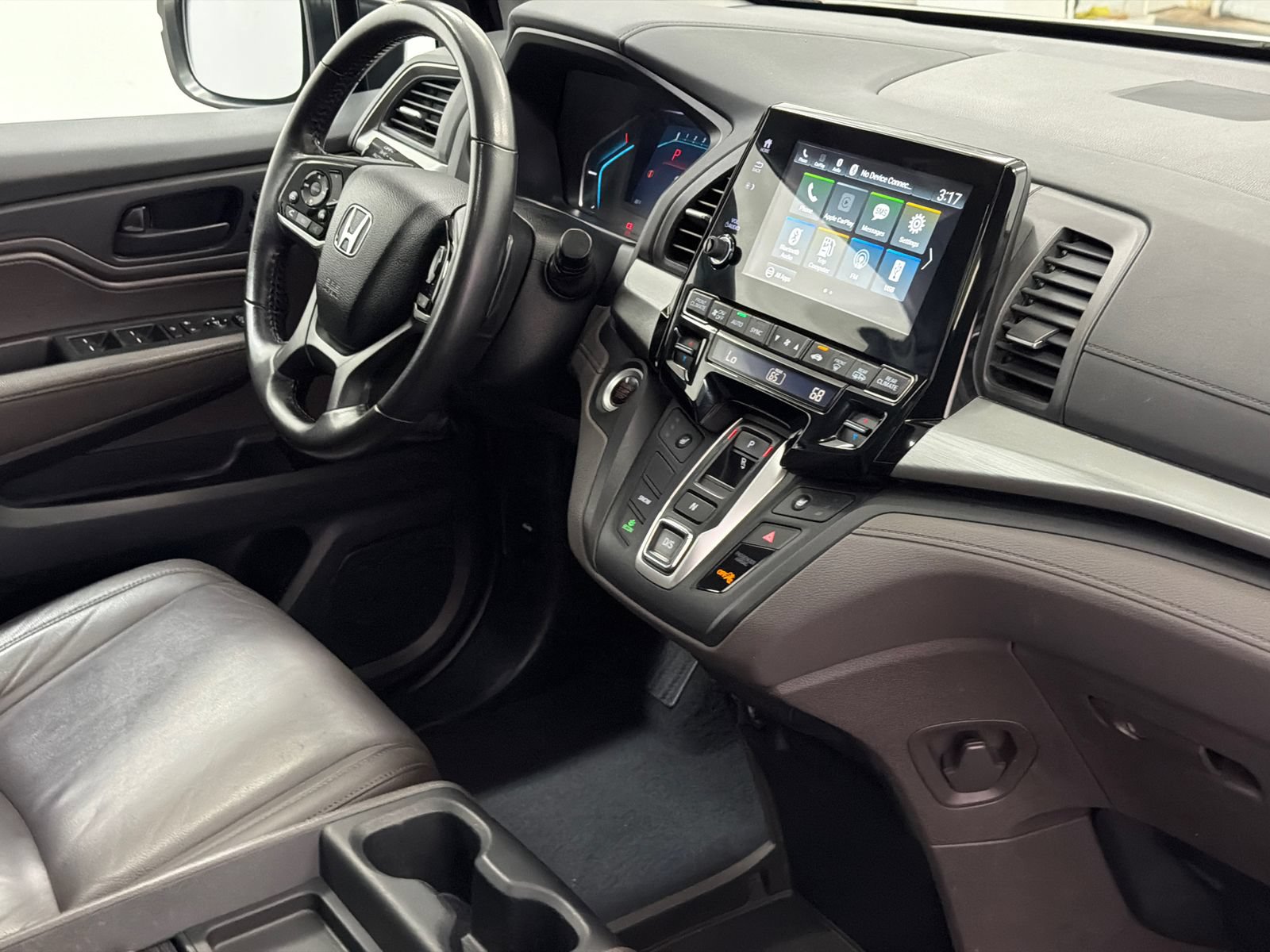 Used 2018 Honda Odyssey EX-L image 11