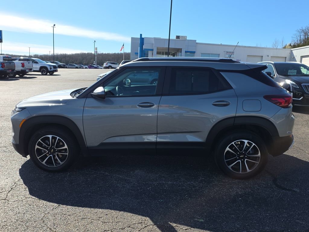 Used 2024 Chevrolet TrailBlazer LT image 5