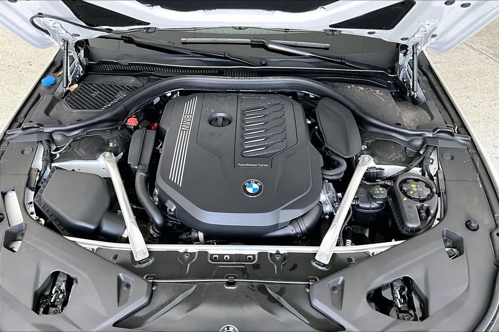 Used 2026 BMW 840i Convertible RWD image 11