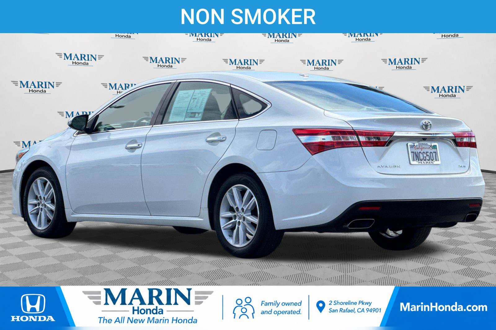 Used 2015 Toyota Avalon XLE FWD image 5