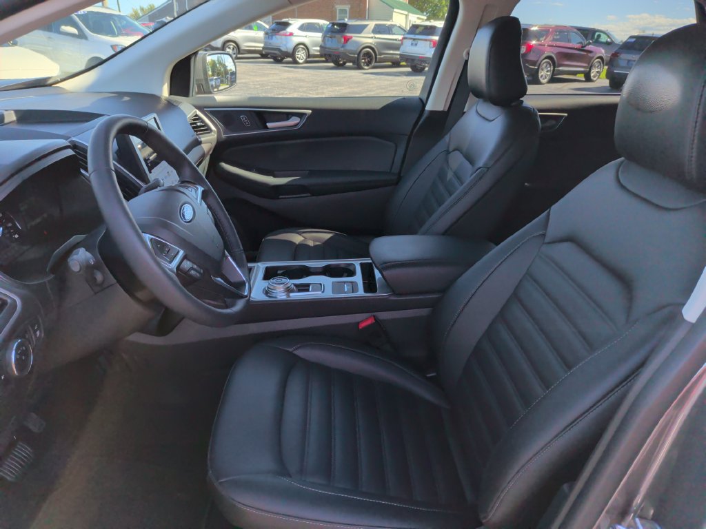 Certified 2024 Ford Edge SEL w/ Convenience Package AWD/4WD image 14