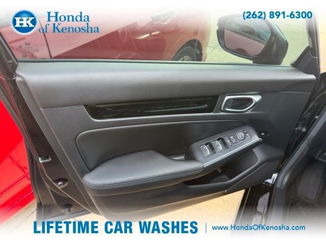 Used 2025 Honda Civic Sport Touring image 6