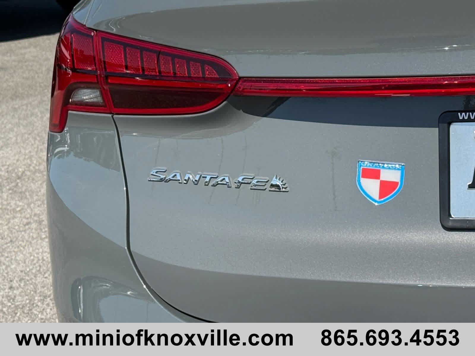 Used 2023 Hyundai Santa Fe SEL Premium AWD/4WD image 10