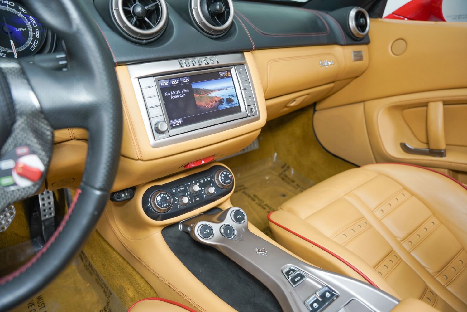 Used 2012 Ferrari California image 40