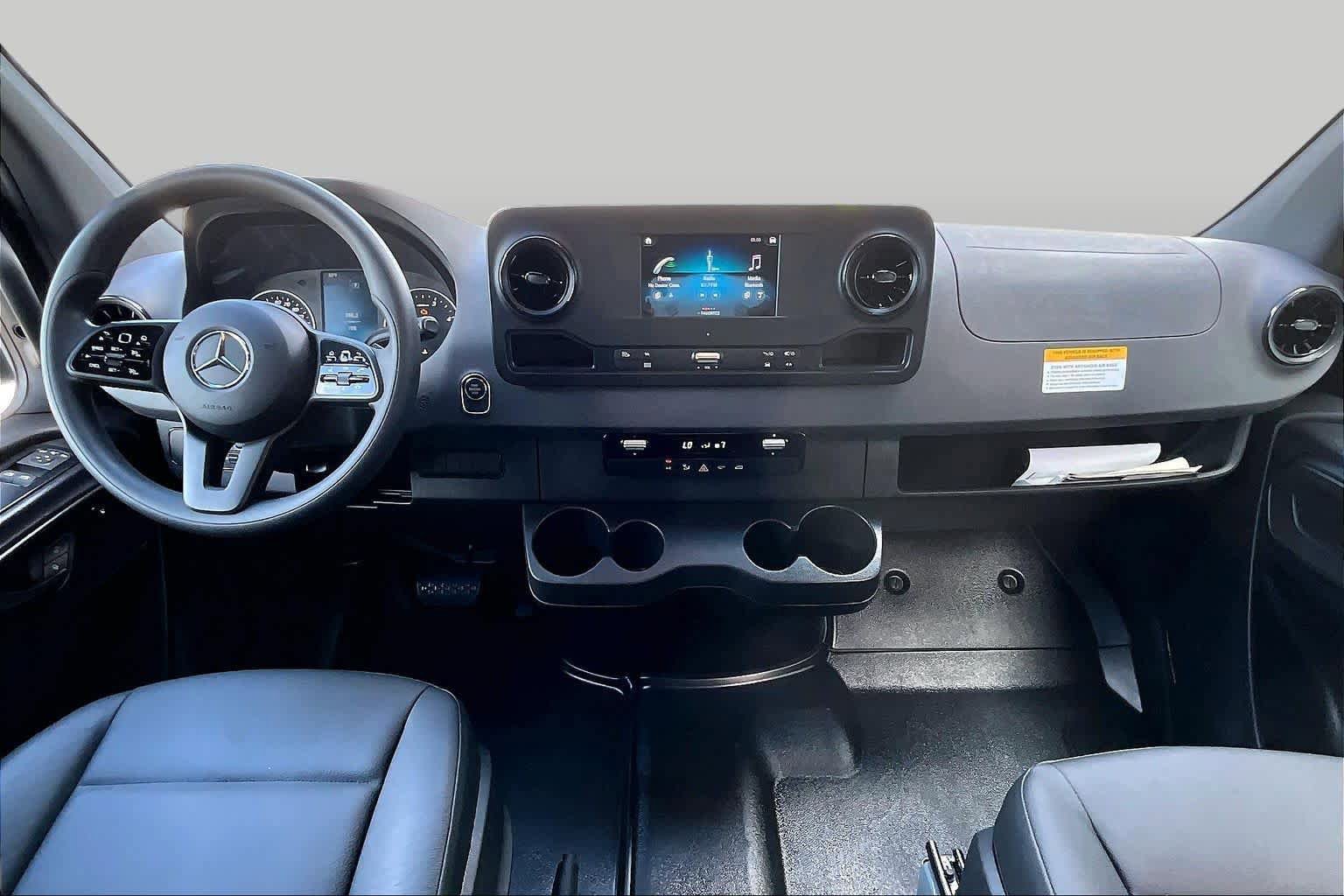 Used 2024 Mercedes-Benz Sprinter 2500 image 14