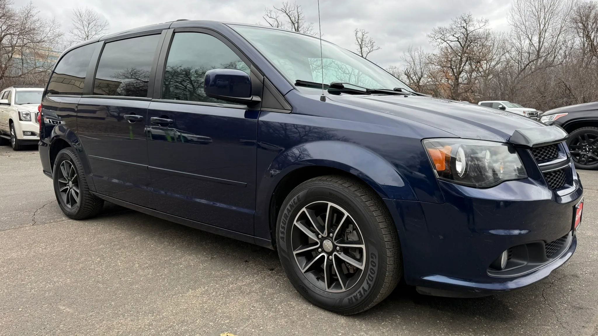 Used 2017 Dodge Grand Caravan GT image 12