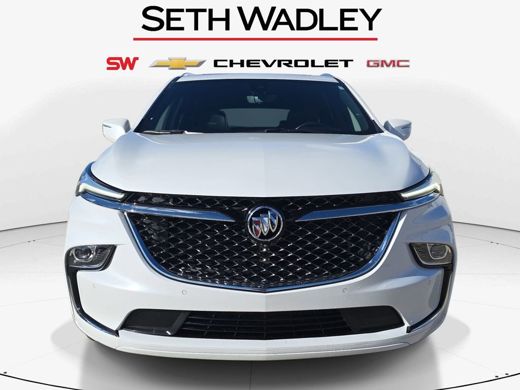 Used 2024 Buick Enclave Avenir w/ Trailering Package, 5000 lbs. FWD image 2
