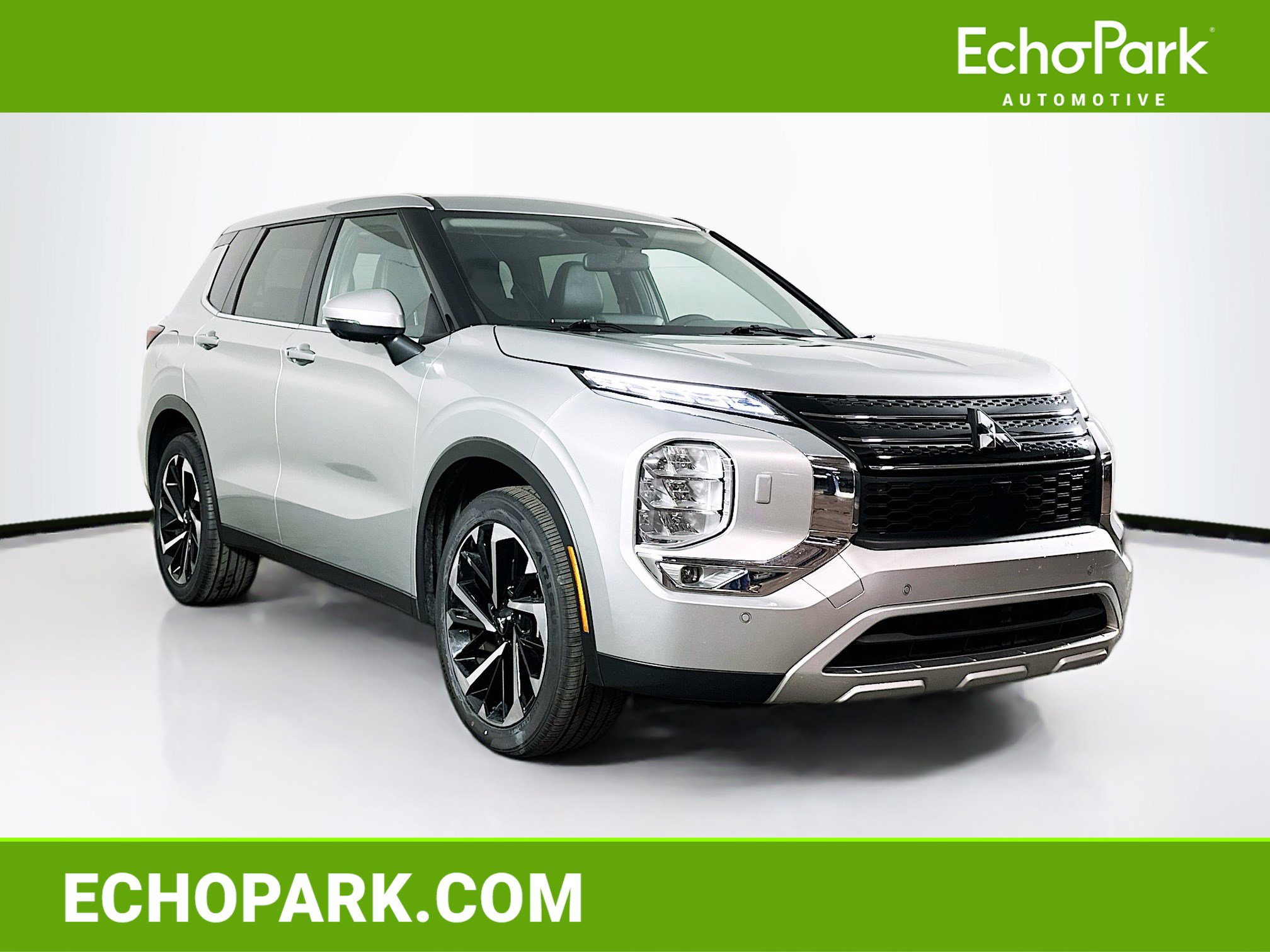 Used 2024 Mitsubishi Outlander SE