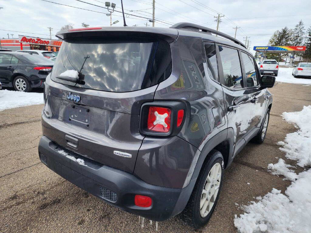 Used 2020 Jeep Renegade Latitude w/ UConnect 8.4 Nav Group image 6