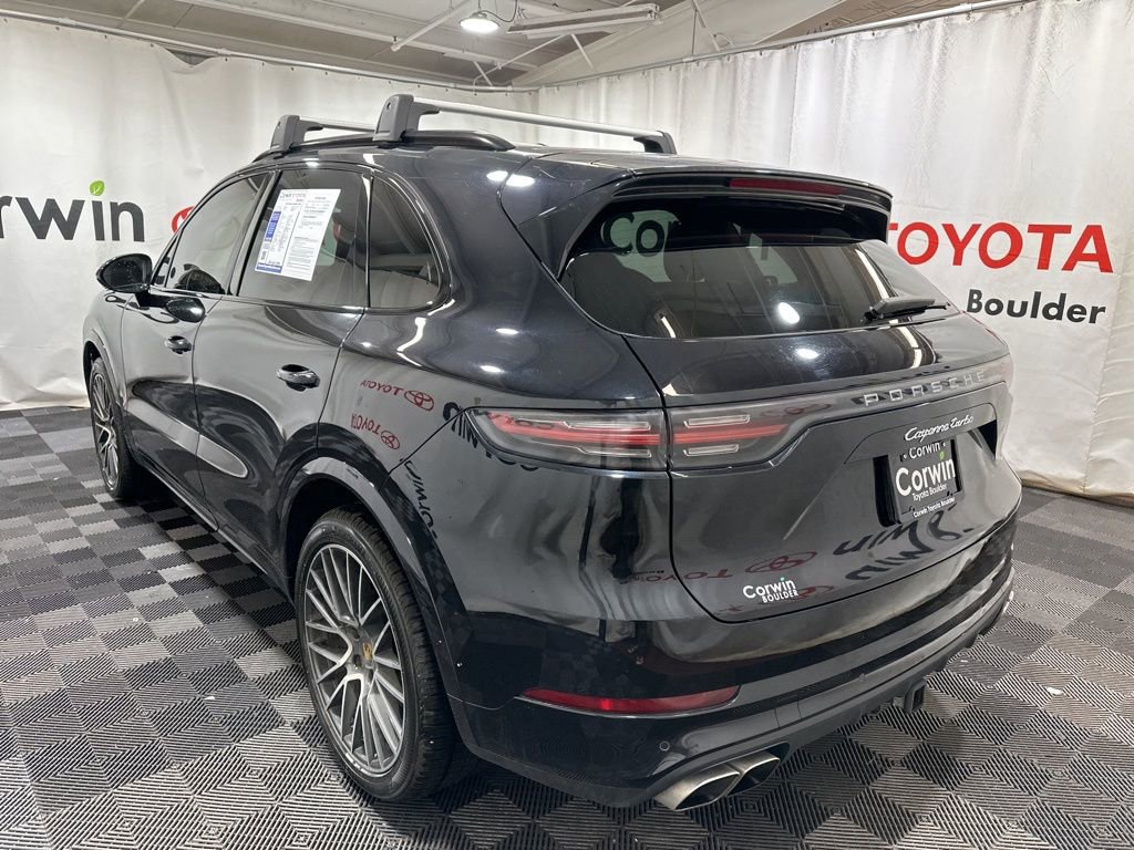 Used 2019 Porsche Cayenne Turbo image 4