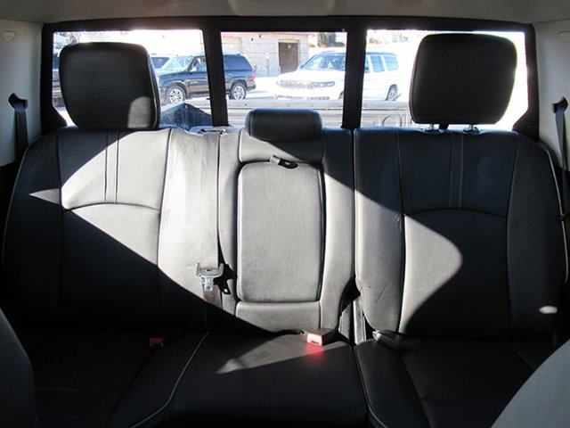 Used 2014 RAM 1500 Limited image 12