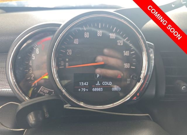 Used 2018 MINI Cooper 4-Door Hardtop w/ Premium Package image 6